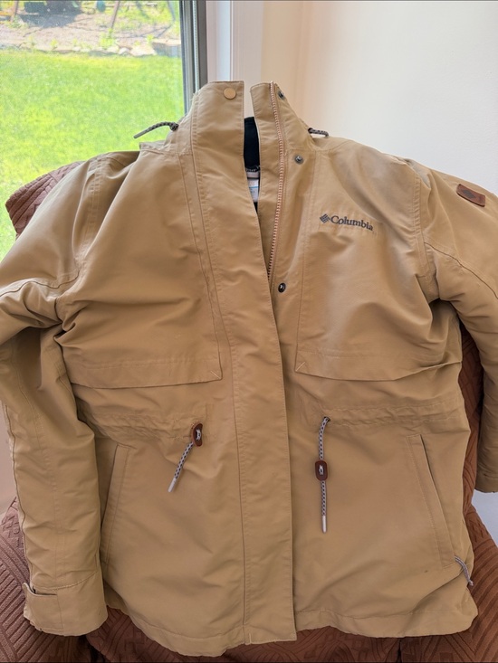 Columbia Jackets & Blazers - Columbia Beige/Tan Weather-Resistant Jacket